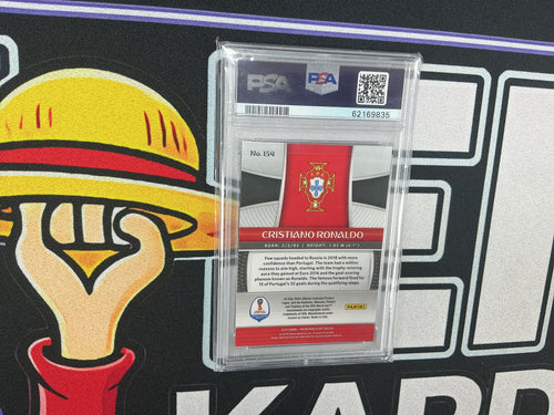 2018 Panini Prizm W/C Cristiano Ronaldo PSA 10